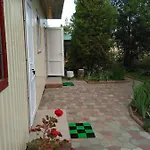 イン Mini уютный дворик