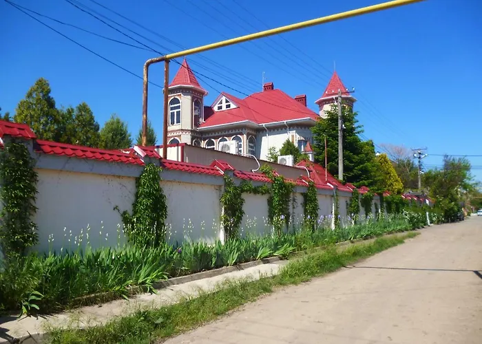 Mini уютный дворик 敖德萨