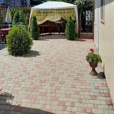 Mini уютный дворик Gasthof *